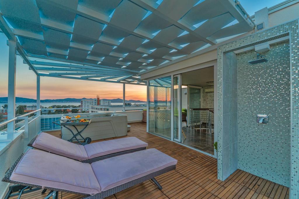 Sunset Penthouse Apartment With Jacuzzi And Seaview Zadar Exterior foto