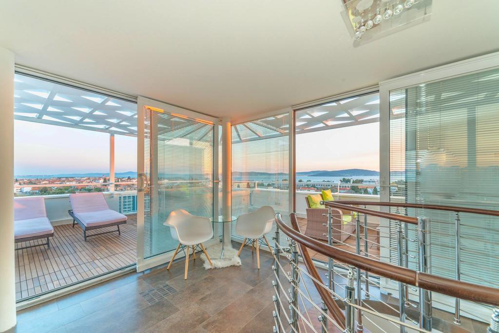Sunset Penthouse Apartment With Jacuzzi And Seaview Zadar Exterior foto