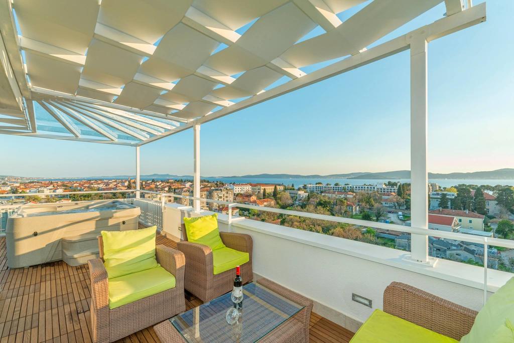 Sunset Penthouse Apartment With Jacuzzi And Seaview Zadar Exterior foto